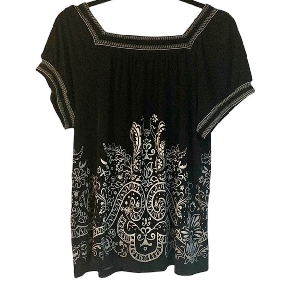 Apt. 9 Black & White Comfort Stretch Blouse, [Sz PXL] **FLAW NOTED** - Picture 8 of 9